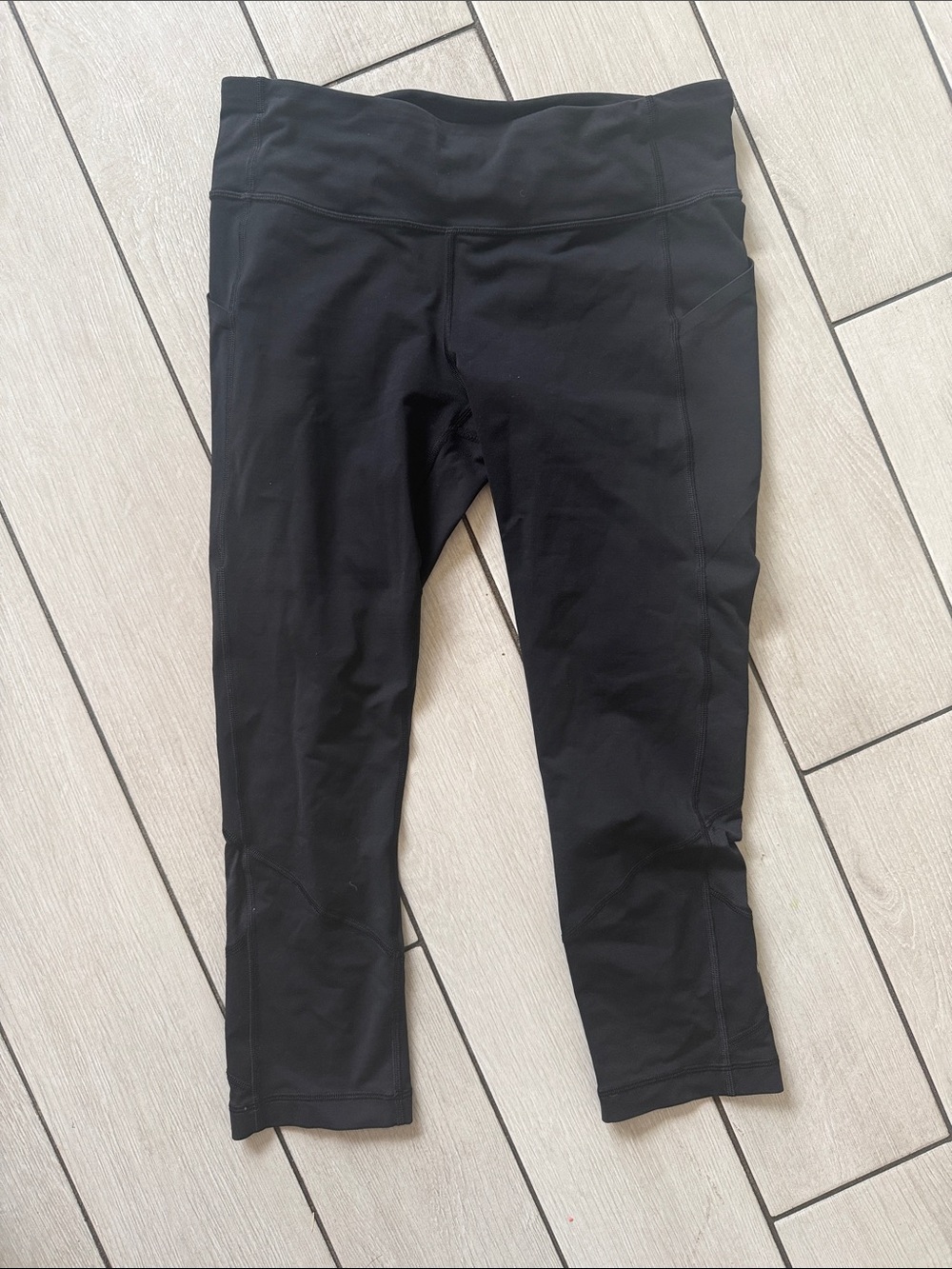 Lululemon high rise pace rival crop 22 size 8